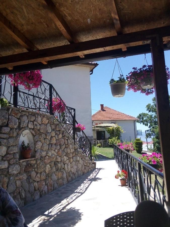 Guest House Stevovski Elshani Bagian luar foto