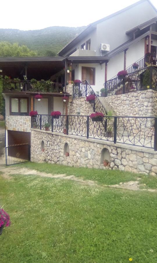 Guest House Stevovski Elshani Bagian luar foto