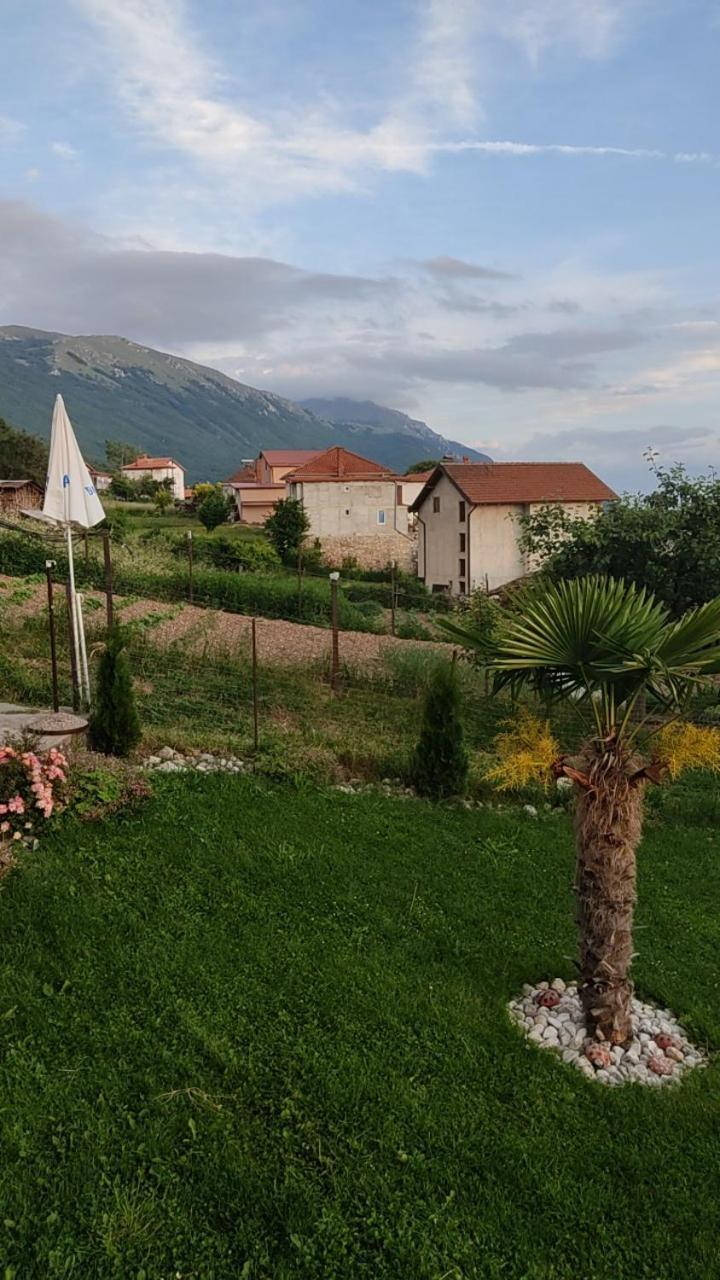 Guest House Stevovski Elshani Bagian luar foto