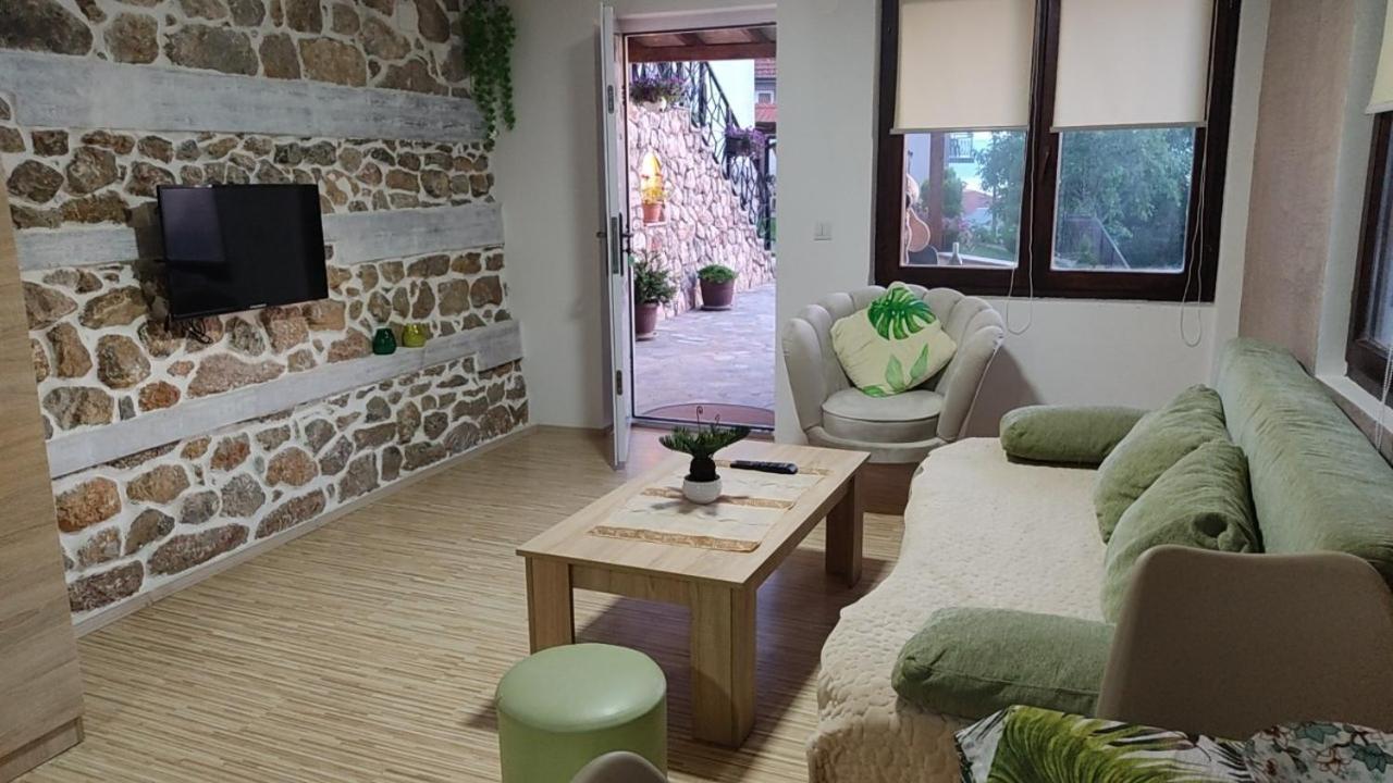 Guest House Stevovski Elshani Bagian luar foto